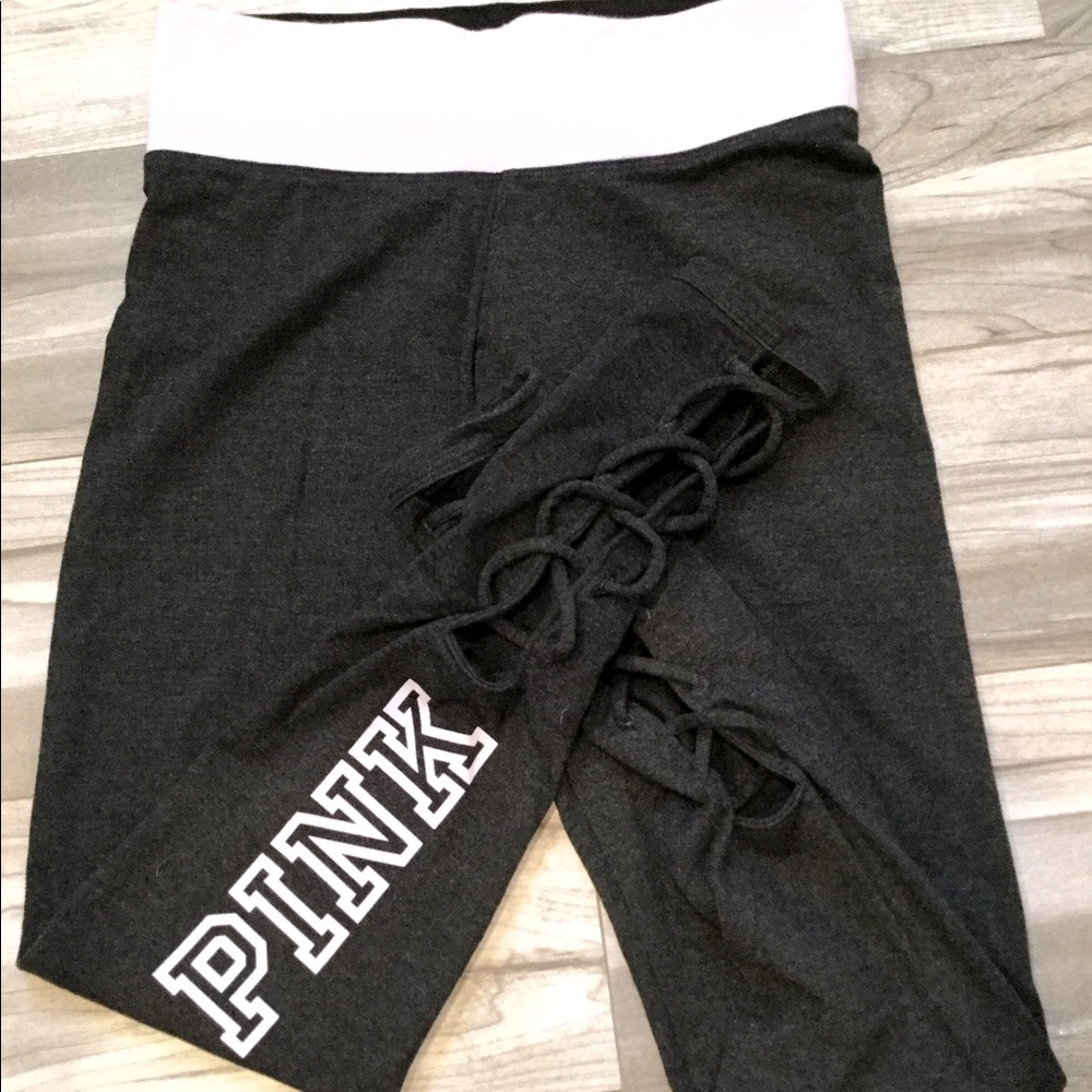 PINK VS Yoga pants only worn once Size: Small 🦄